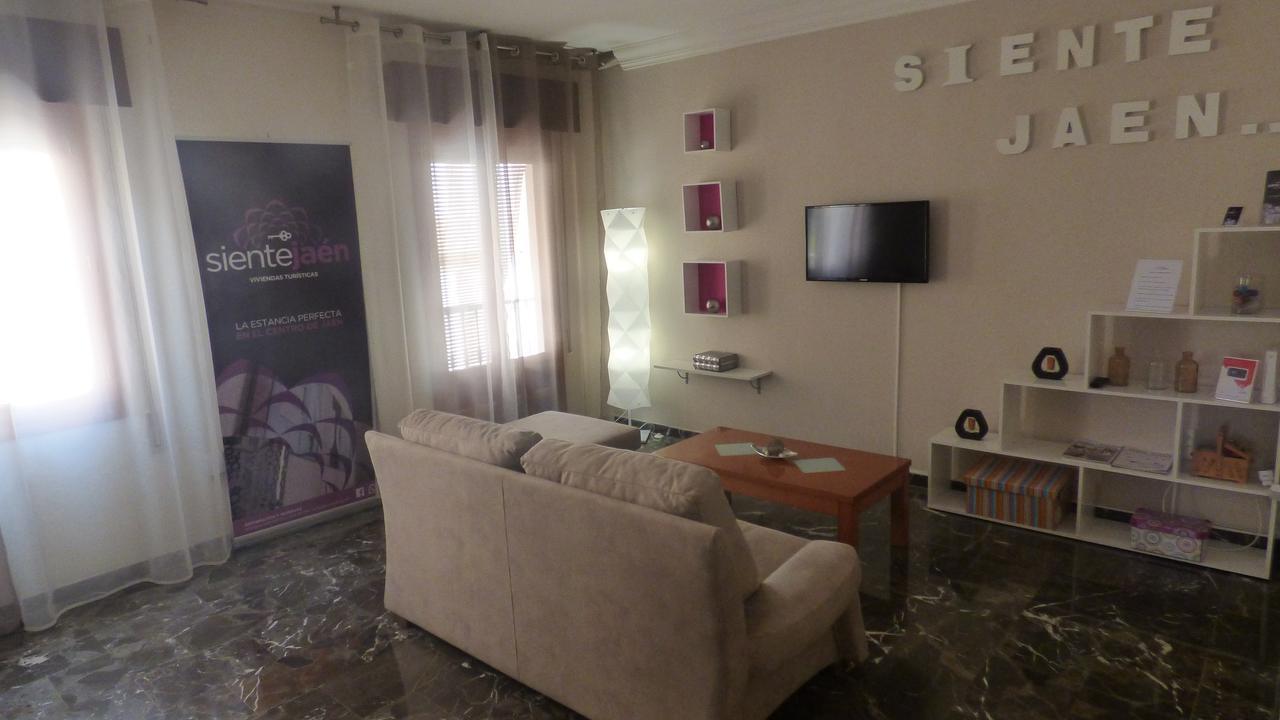 Siente Jaen Apartmento Exteriör bild